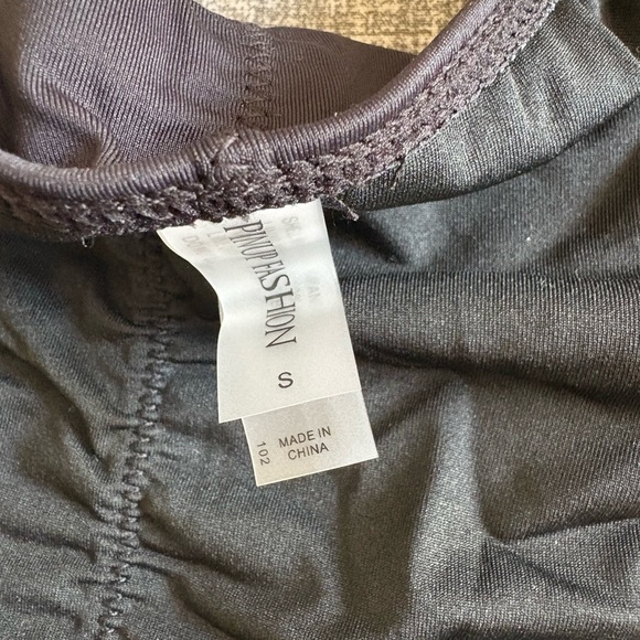 PINUP FASHION Triangle Bikini Set - Picture 12 of 17